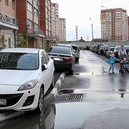 Шпаргалка для водителя: как не попасть на штраф за парковку во дворе